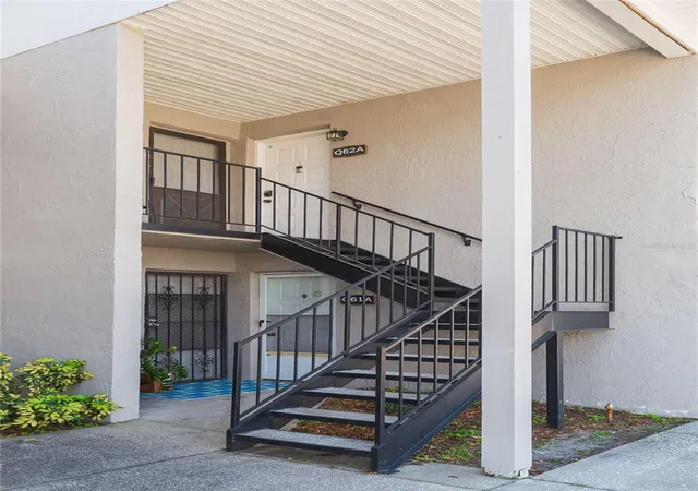 3rd image of 4513 S Oak Dr, Tampa, FL 33611