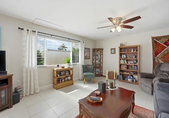 Photo 4 of Condo for sale at 2320 Aquabluff Pl #V274, Sarasota, FL 34231 | MLS# TB8482598 | Listing updated on 2026-08-07