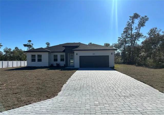 Photo 1 of Single family home for sale at 555 Marion Oaks Golf Rd, Ocala, FL 34473 | MLS# O6387445 | Listing updated on 2026-03-09