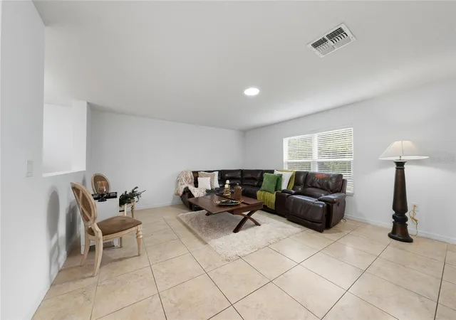 Photo 3 of Single family home for sale at 4752 Blue Diamond St, Kissimmee, FL 34746 | MLS# O6387480 | Listing updated on 2026-09-16
