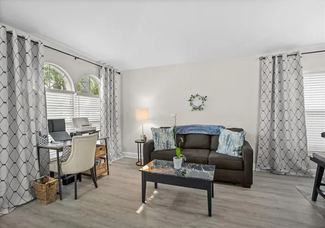 Photo 4 of Single family home for sale at 5209 Abbey Park Ave, Tampa, FL 33647 | MLS# W7883567 | Listing updated on 2026-08-30