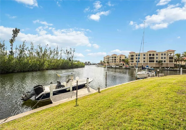 Photo 3 of Condo for sale at 3256 White Ibis Ct #324, Punta Gorda, FL 33950 | MLS# N6143232 | Listing updated on 2026-08-08