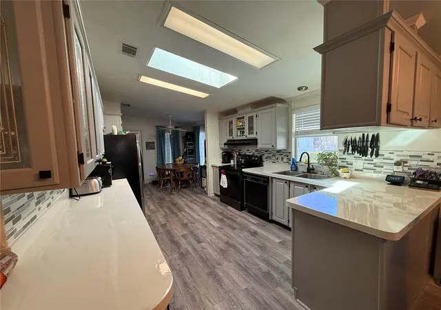 4th image of 5255 OXFORD COURT, Wildwood, FL 34785 | MLS# G5109068