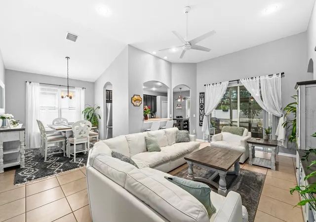 Homes for sale in Riverview, FL | 10207 Avelar Ridge Dr, Riverview, FL 33578 | MLS# TB8482687