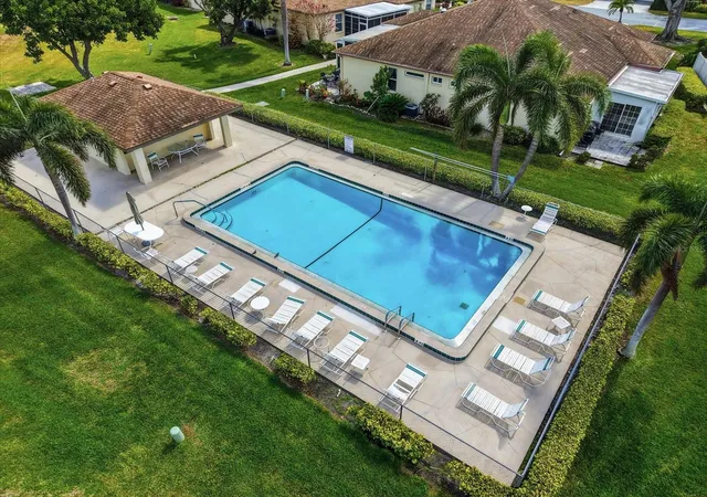 Photo 1 of Condo for sale at 6108 Penny Ln, Bradenton, FL 34207 | MLS# A4684798 | Listing updated on 2026-09-20