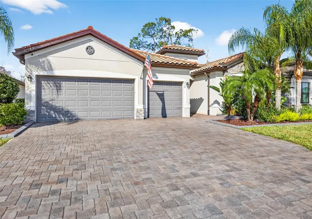 Photo 1 of Single family home for sale at 710 Acacia Ct, Bradenton, FL 34212 | MLS# A4684807 | Listing updated on 2026-10-26