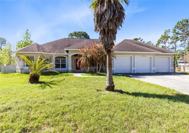 2nd image of 19562 Majestic St, Orlando, FL 32833 | MLS# O6387550