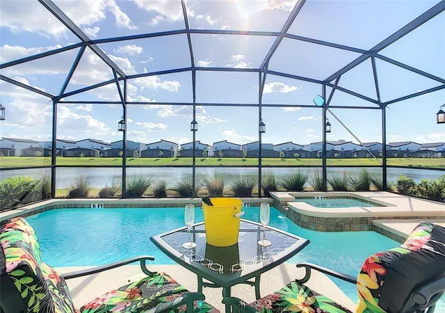 3rd image of 4779 Kings Castle Cir, Kissimmee, FL 34746 | MLS# O6387556