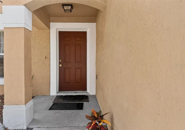 Photo 3 of Single family home for sale at 5003 Aventura Blvd, Orlando, FL 32839 | MLS# O6387582 | Listing updated on 2026-09-11