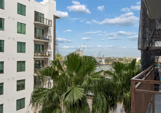 3rd image of 1227 E Madison St #503, Tampa, FL 33602 | MLS# TB8482775