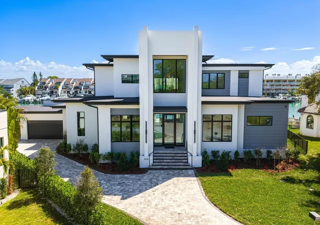Single family home for sale at 500 Barcelona Dr, Saint Petersburg, FL 33715 | MLS# TB8482779 | Listing updated on 2026-04-14
