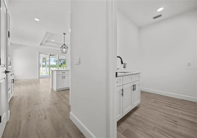 4th image of 1050 Sw 67Th Wy, Gainesville, FL 32607 | MLS# GC538147