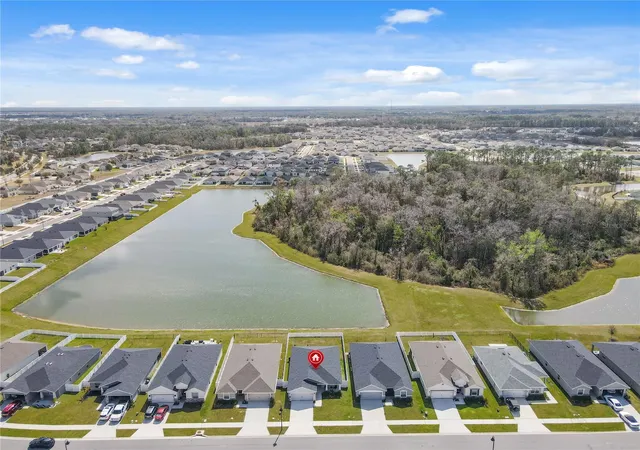 5th image of 35598 Bellington Blvd, Zephyrhills, FL 33541 | MLS# O6387647