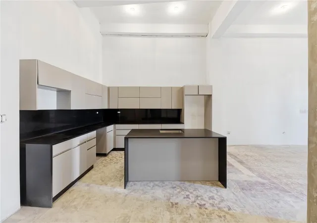 Photo 4 of Multi family home for sale at 205 Tetuan St, San Juan, PR 00901 | MLS# PR9119678 | Listing updated on 2026-03-12