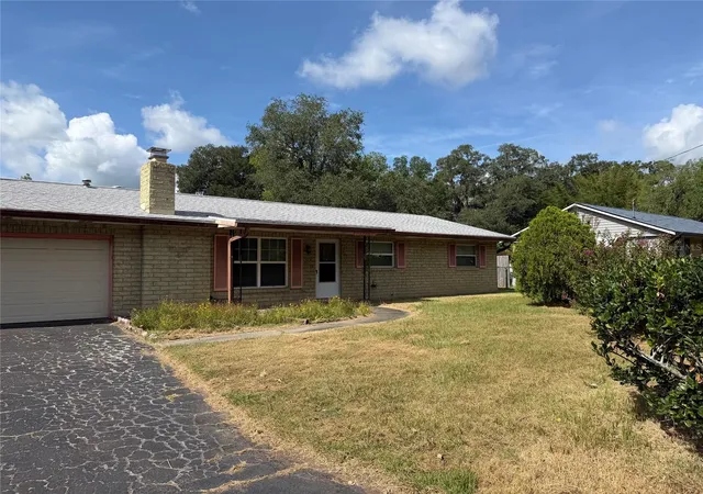 3rd image of 1316 Se 17Th St, Ocala, FL 34471 | MLS# OM720065