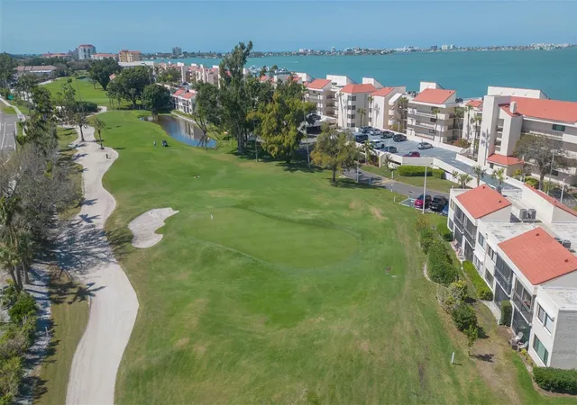 Listing Photo 2 - Condo for sale in building located at 5633 Puerta Del Sol Blvd S, ST PETERSBURG, FL 33715 - Unit #204