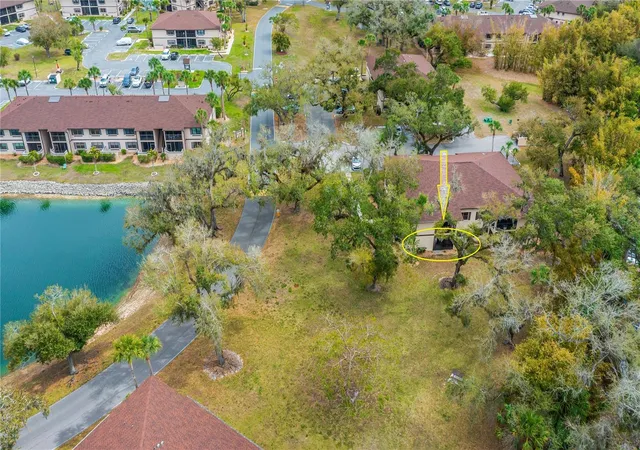 4th image of 19505 Quesada Ave #H101, Port Charlotte, FL 33948 | MLS# C7522820