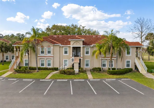 Homes for sale in Kissimmee, FL | 2832 Osprey Cove Pl #202, Kissimmee, FL 34746 | MLS# O6387695