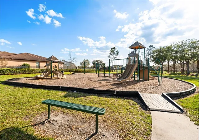 Homes for sale in Kissimmee, FL | 2832 Osprey Cove Place, Kissimmee, FL 34746 | Houzeo