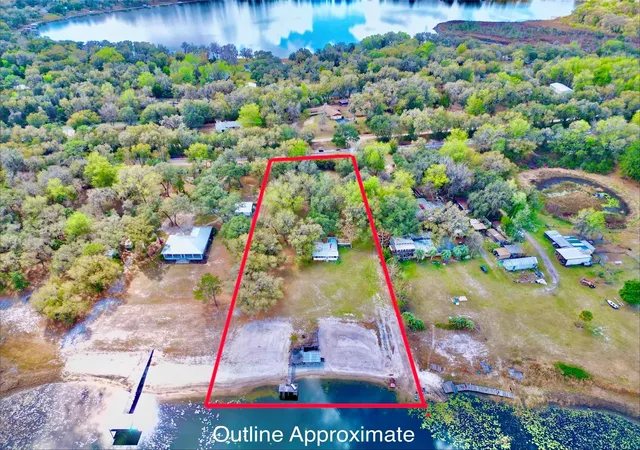 Photo 54 of Single family home for sale at 106 E Sunnyside Beach Rd, Hawthorne, FL 32640 | MLS# GC538156 | Listing updated on 2026-08-24