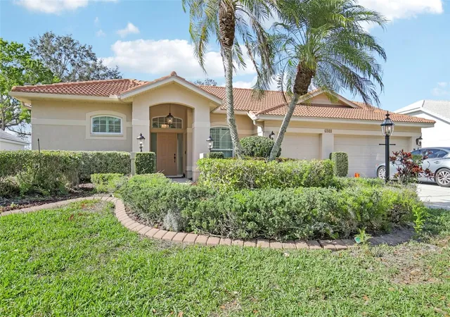 3rd image of 6503 Drewrys Blf, Bradenton, FL 34203 | MLS# A4684883