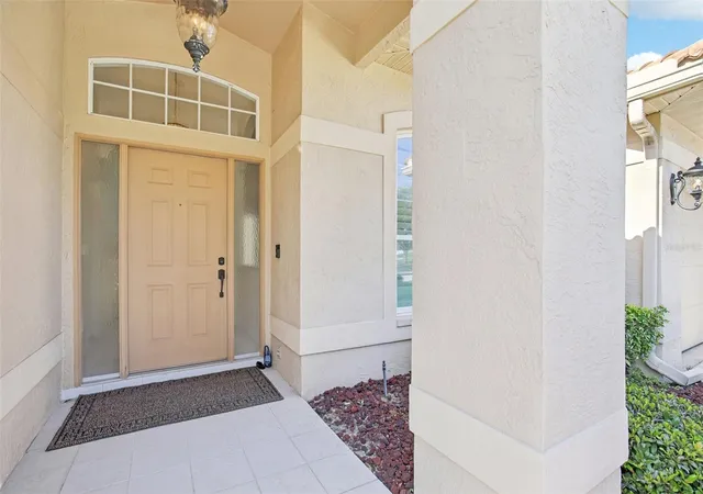 5th image of 6503 Drewrys Blf, Bradenton, FL 34203 | MLS# A4684883