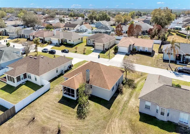Photo 3 of Single family home for sale at 7755 Canterbury Cir, Lakeland, FL 33810 | MLS# L4959950 | Listing updated on 2026-05-26