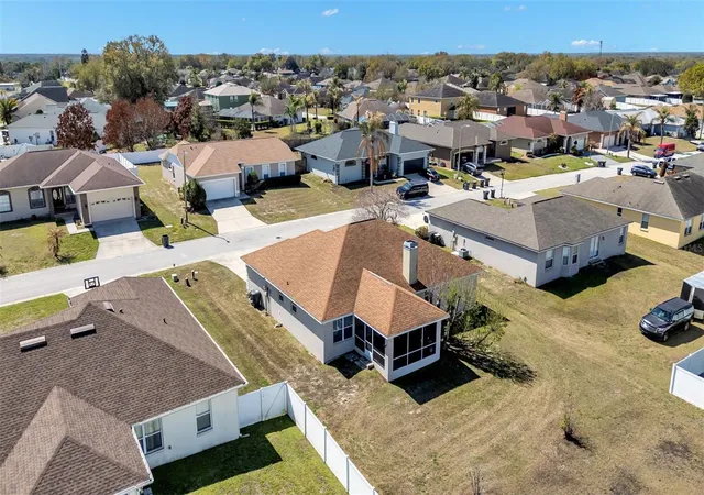 Photo 4 of Single family home for sale at 7755 Canterbury Cir, Lakeland, FL 33810 | MLS# L4959950 | Listing updated on 2026-05-26