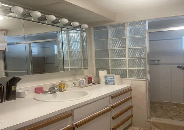 5th image of 501 Oak Rdg E, Lakeland, FL 33801 | MLS# L4959951