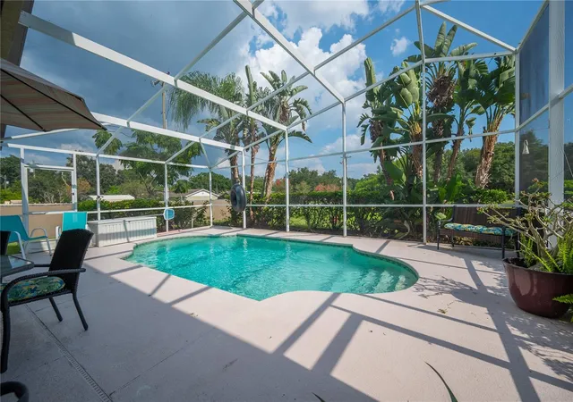 Photo 2 of Sale Pending at 101 Kiana Dr, Brandon, FL 33511 | MLS# L4959953 | Listing updated on 2026-07-02