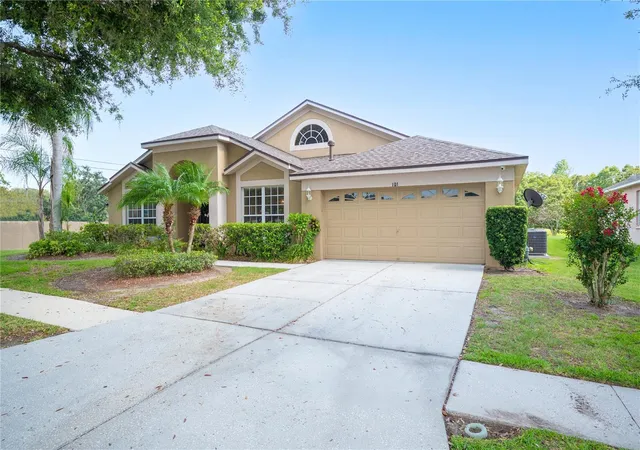 Photo 3 of Sale Pending at 101 Kiana Dr, Brandon, FL 33511 | MLS# L4959953 | Listing updated on 2026-07-02