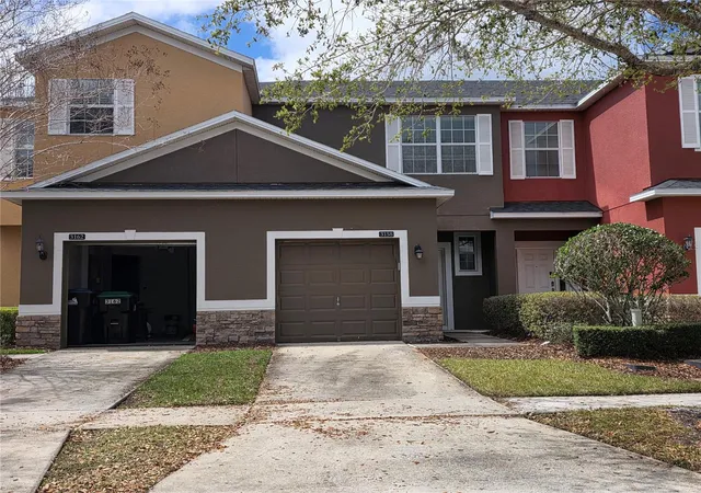 Photo 2 of Townhouse for sale at 3158 Rodrick Cir, Orlando, FL 32824 | MLS# L4959957 | Listing updated on 2026-08-25