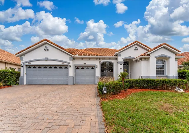Photo 1 of Single family home for sale at 2770 Swoop Cir, Kissimmee, FL 34741 | MLS# S5145153 | Listing updated on 2026-09-30