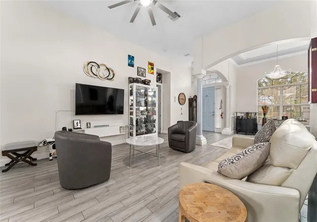 Photo 3 of Single family home for sale at 2770 Swoop Cir, Kissimmee, FL 34741 | MLS# S5145153 | Listing updated on 2026-09-30