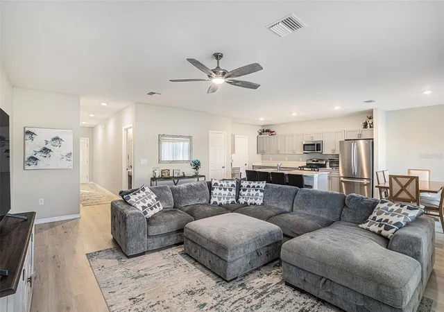 4th image of 12940 Hawkstone Trail Blvd, Lithia, FL 33547 | MLS# TB8483113