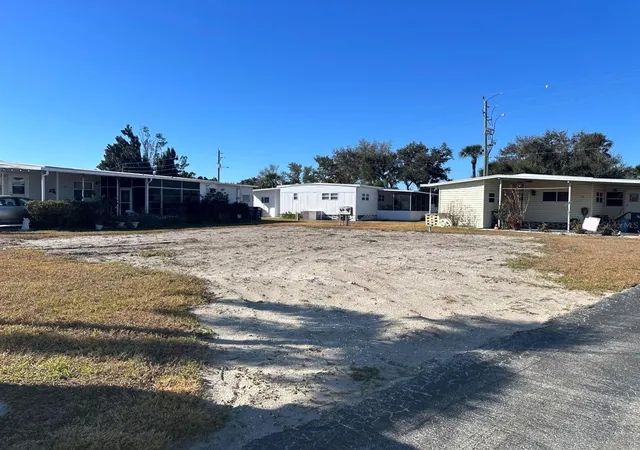 Photo 2 of Land for sale at 5302 Chateau Ln, Bradenton, FL 34207 | MLS# A4684935 | Listing updated on 2026-07-30