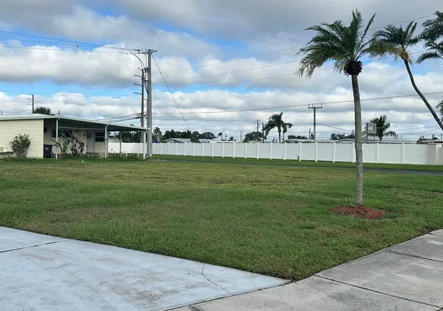 Photo 3 of Land for sale at 5302 Chateau Ln, Bradenton, FL 34207 | MLS# A4684935 | Listing updated on 2026-09-25