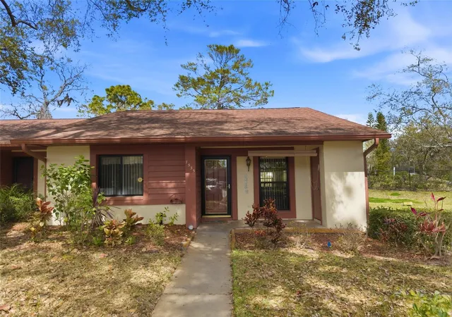3rd image of 7535 Greystone Dr, Hudson, FL 34667 | MLS# W7883613