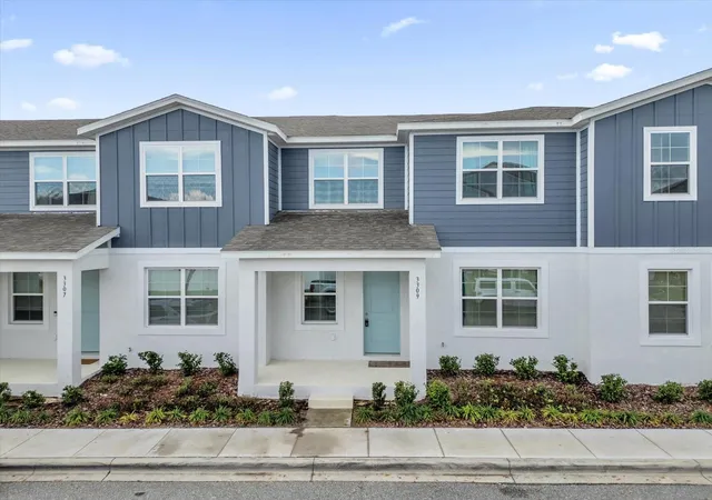 Photo 2 of Townhouse for sale at 3309 Grande Heron Dr, Saint Cloud, FL 34773 | MLS# O6387904 | Listing updated on 2026-08-28