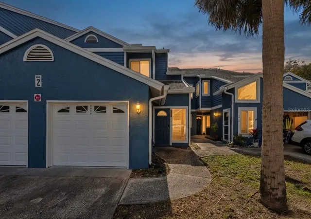 2nd image of 2014 Golfview Dr, TARPON SPRINGS, FL 34689