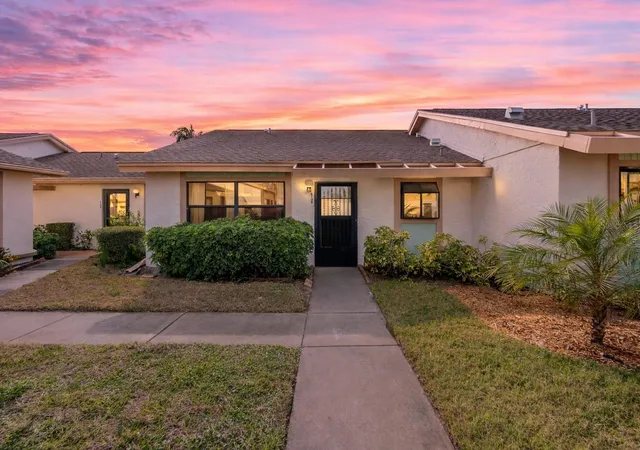 1st image of 6135 Heritage Ln #6135, Bradenton, FL 34209 | MLS# A4684962