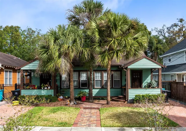 Photo 1 of Multi family home for sale at 1415 E Amelia St, Orlando, FL 32803 | MLS# O6387960 | Listing updated on 2026-08-10