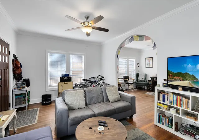 Listing Photo 3 - Condo for sale in building located at 1415 E Amelia St, ORLANDO, FL 32803