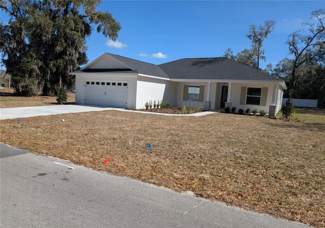 Photo 3 of Single family home for sale at 1303 Ne 23rd Avenue, Ocala, FL 34470 | MLS# OM720139 | Listing updated on 2026-09-03