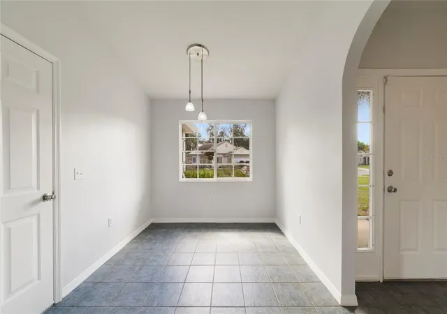 Photo 3 of Single family home for sale at 400 Paradise Woods Ct, Davenport, FL 33896 | MLS# O6387989 | Listing updated on 2026-08-12