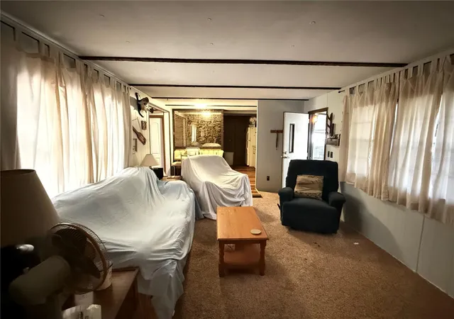 Photo 4 of Manufactured home for sale at 69 Rosalie Oaks Blvd, Lake Wales, FL 33898 | MLS# TB8483308 | Listing updated on 2026-09-24