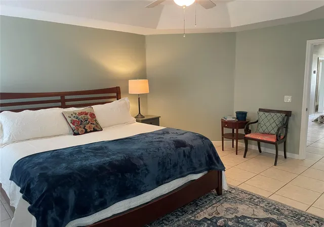 Photo 3 of Single family home for sale at 319 Niblick Cir, Winter Haven, FL 33881 | MLS# O6388012 | Listing updated on 2026-03-06