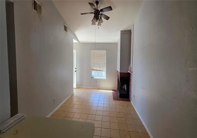 Photo 3 of Single family home for sale at 721 Ne 26th Street, Ocala, FL 34470 | MLS# OM720154 | Listing updated on 2026-08-06