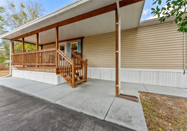 Photo 3 of Sale Pending at 9633 Jim St, Hudson, FL 34669 | MLS# TB8483321 | Listing updated on 2026-09-25