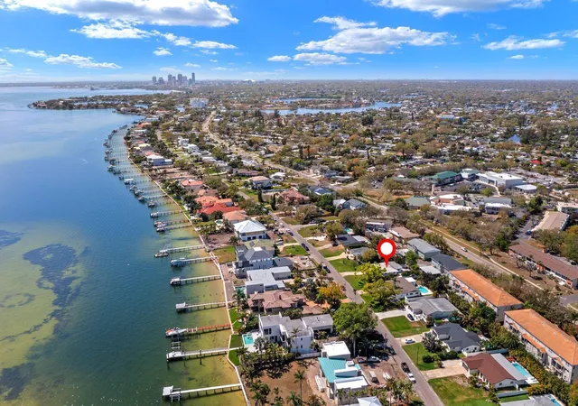 Photo 2 of Single family home for sale at 4540 Bayshore Blvd NE, Saint Petersburg, FL 33703 | MLS# TB8483324 | Listing updated on 2026-10-18